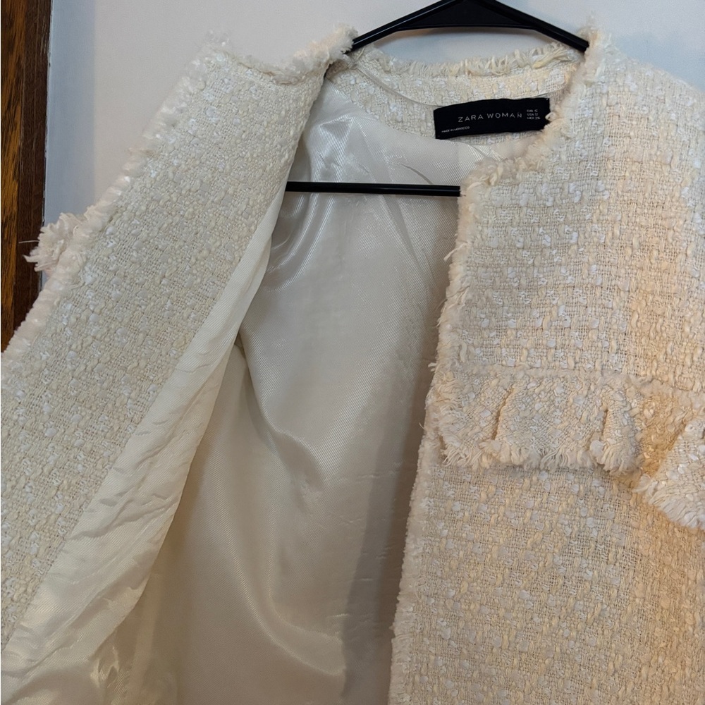 Zara | Ruffle Tweed Cropped Jacket Cream Size Small - Picture 3 of 4